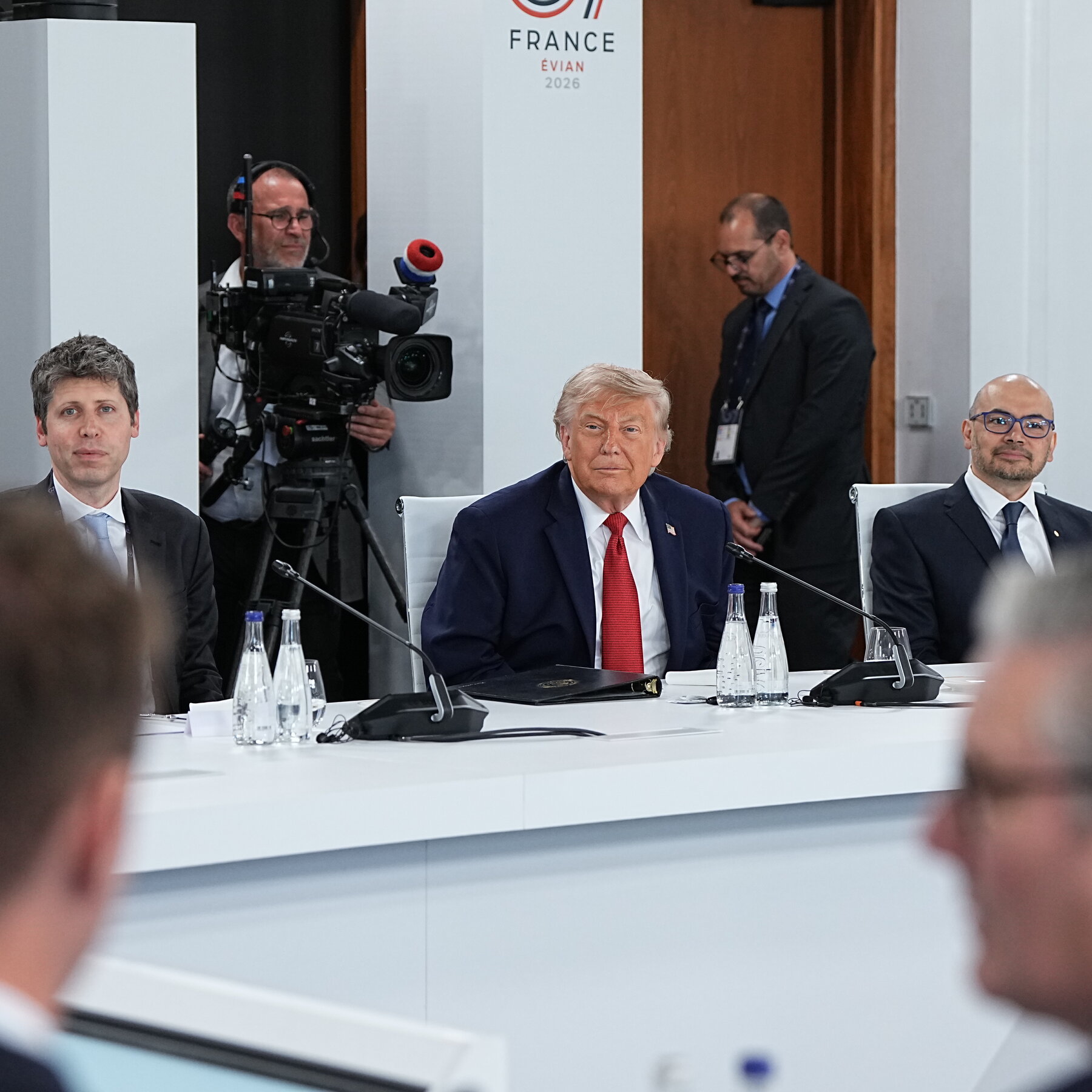 AI Executives to Meet G7 Leaders at Upcoming Summit