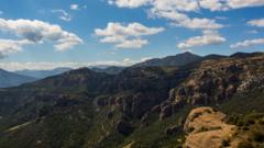 British Citizen Dies in Paragliding Incident in Catalonia, Spain