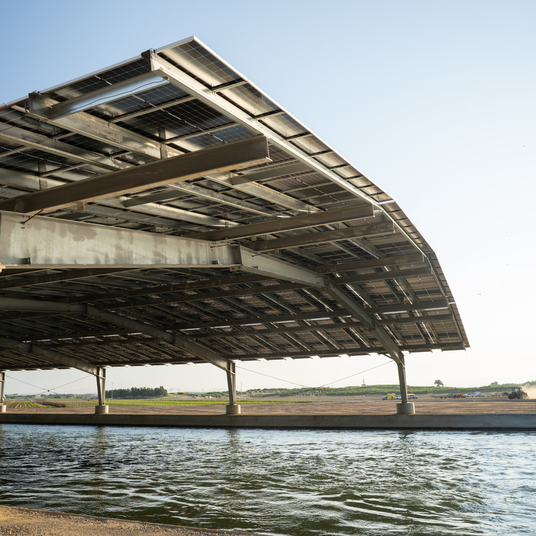 California Explores Dual Solution: Solar Panels Over Canals Address Water and Energy Needs