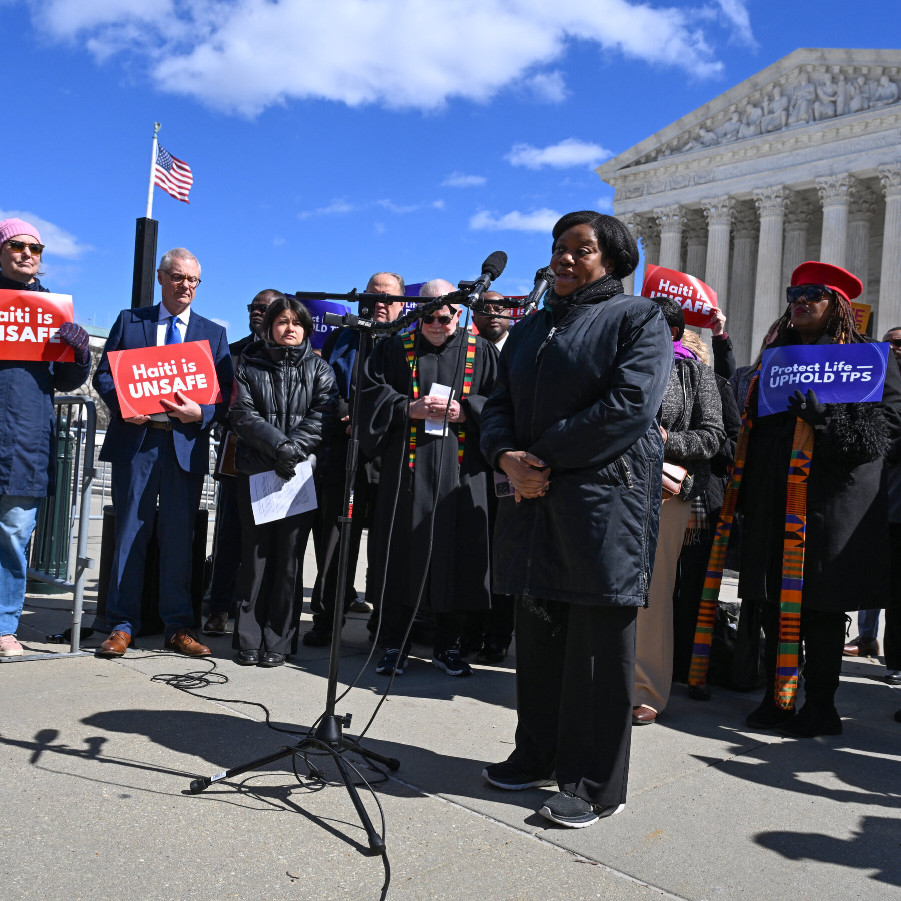 D.H.S. Decision on Haiti Protections Under Scrutiny Amid Email Revelations