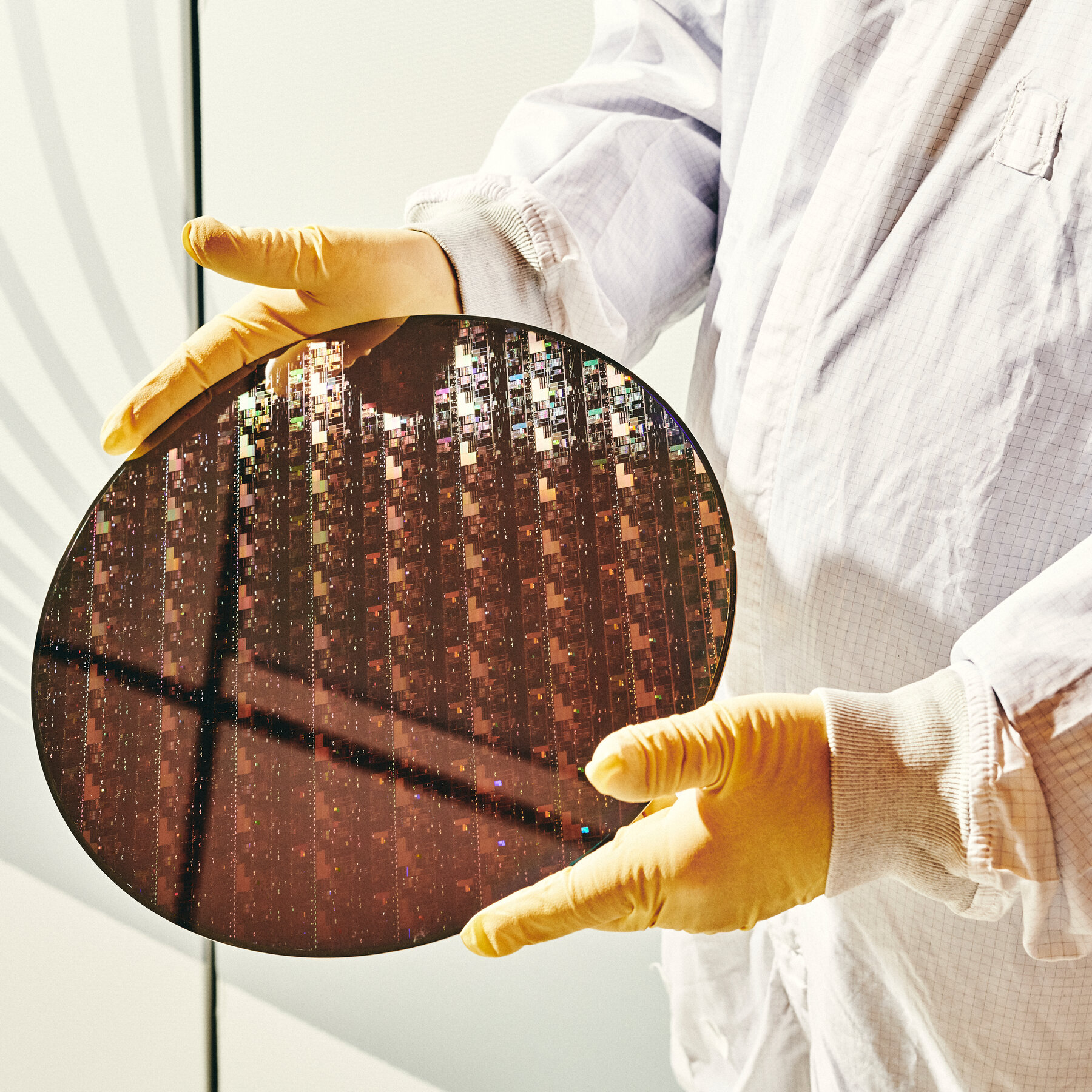 IBM Introduces Novel Approach for Miniaturizing Computer Chip Components