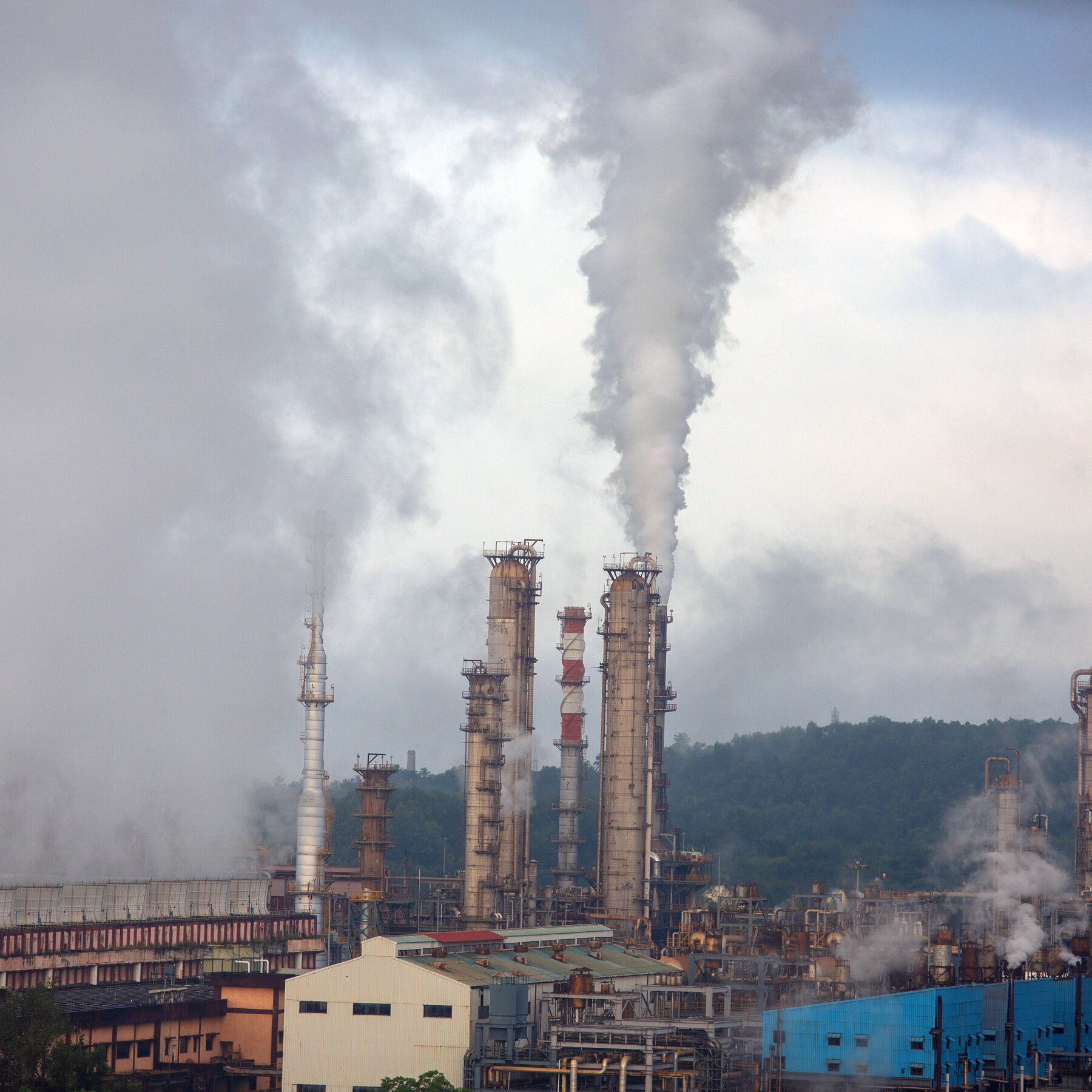India Anticipates Resumption of Iranian Oil Imports Amidst Global Shifts