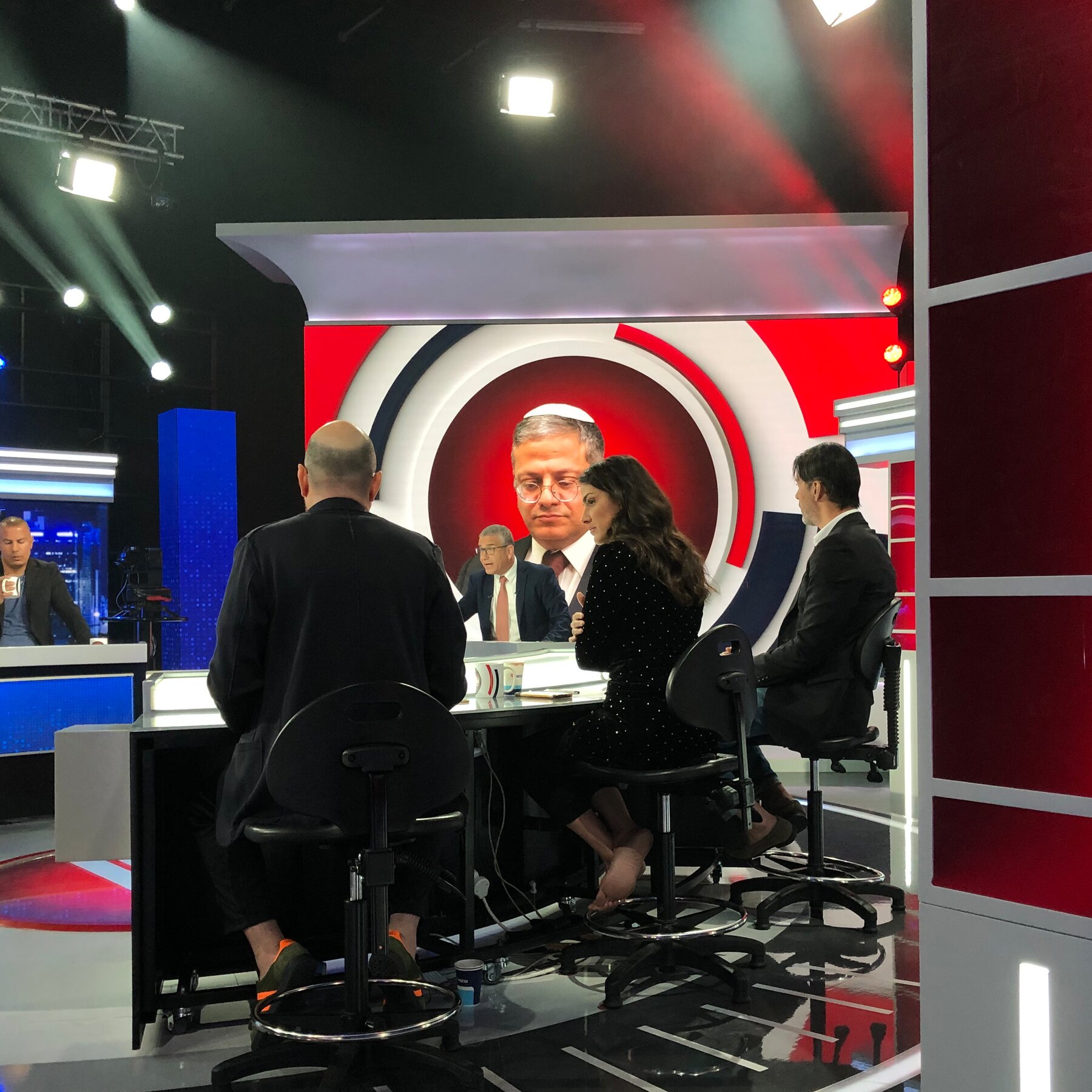 Israeli Right-Wing Media Personalities Criticize U.S. President Over Iran Deal