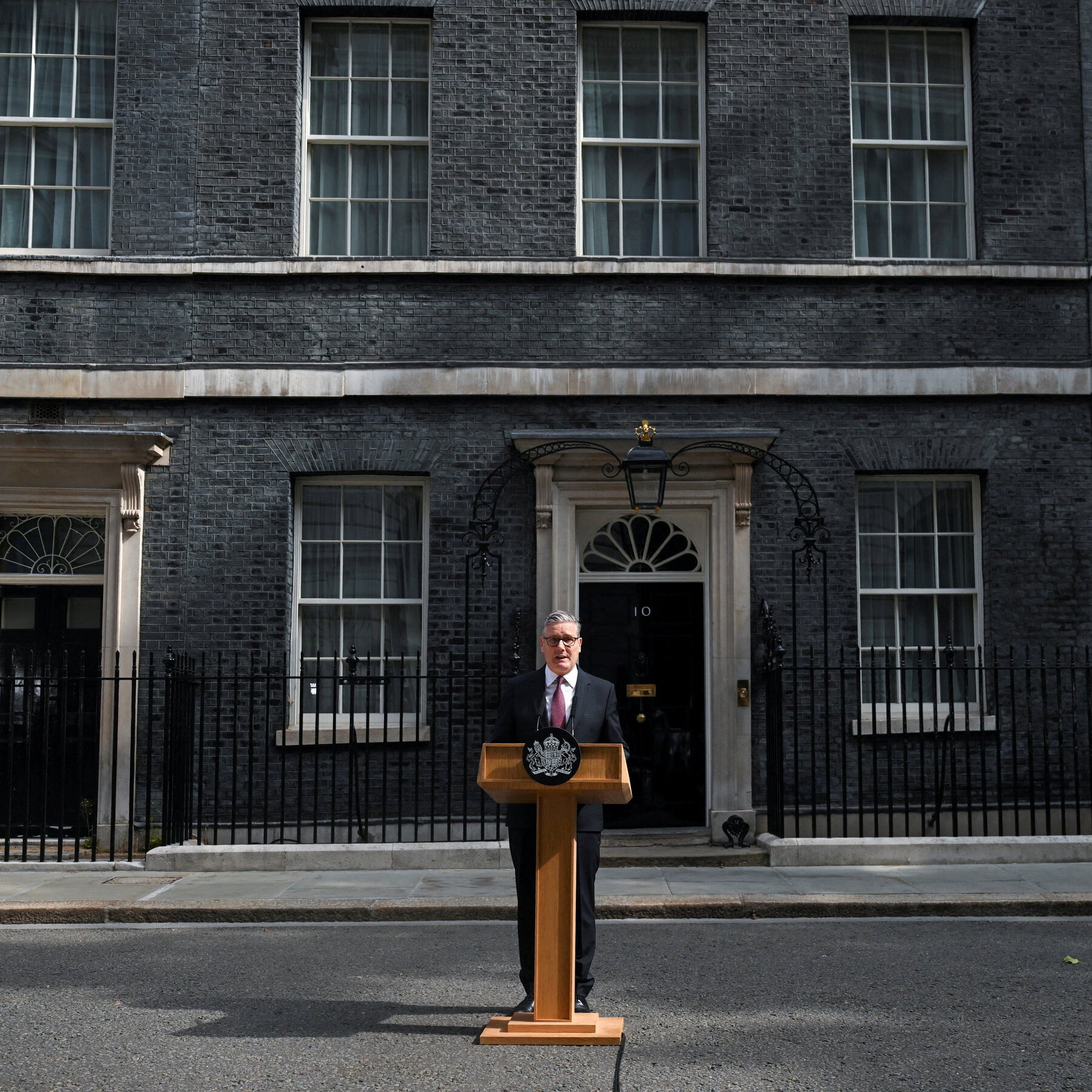 Keir Starmer to Step Down as UK Prime Minister, Paving Way for Andy Burnham