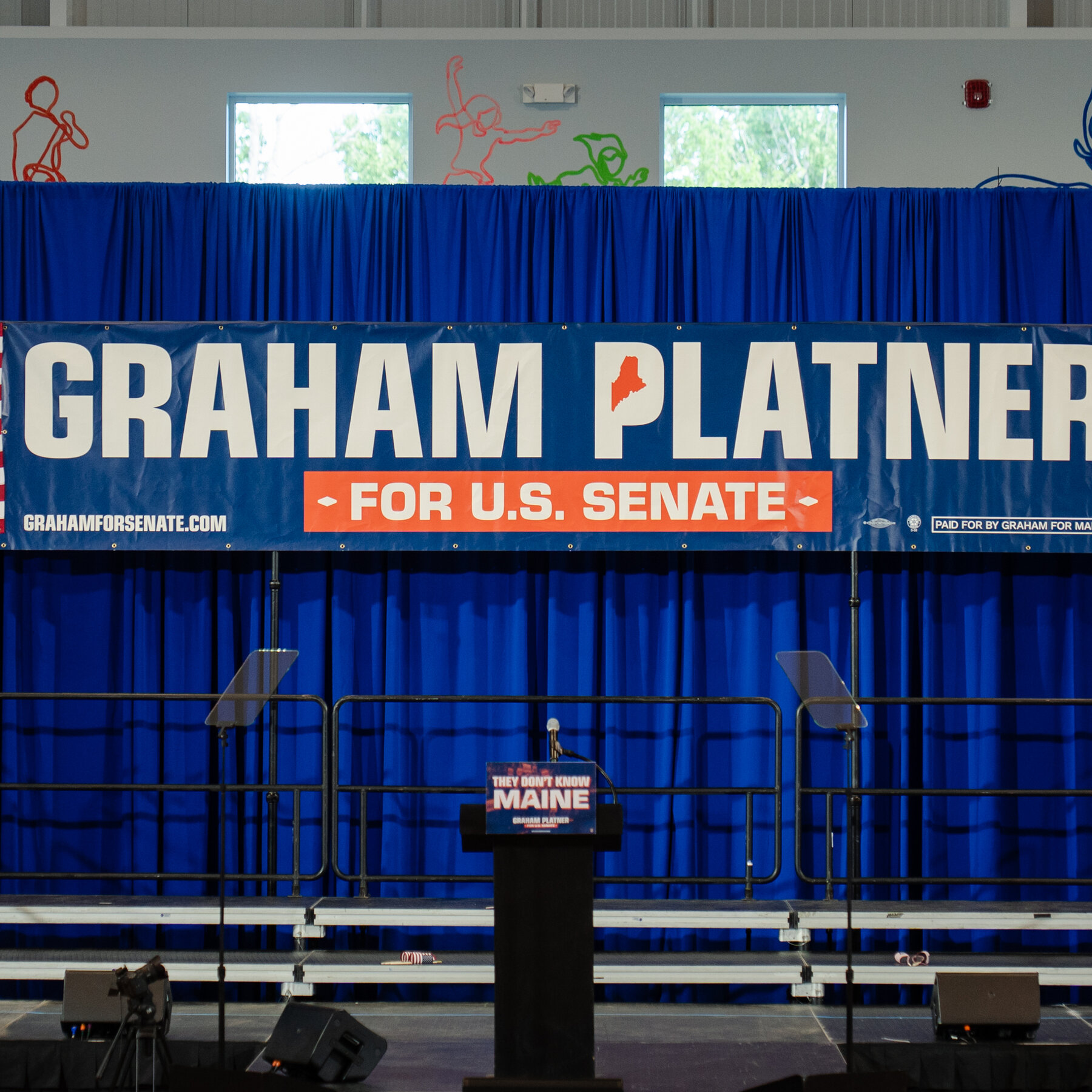 Maine Democrats Consider Potential Replacements Amidst Graham Platner's Senate Race Uncertainty