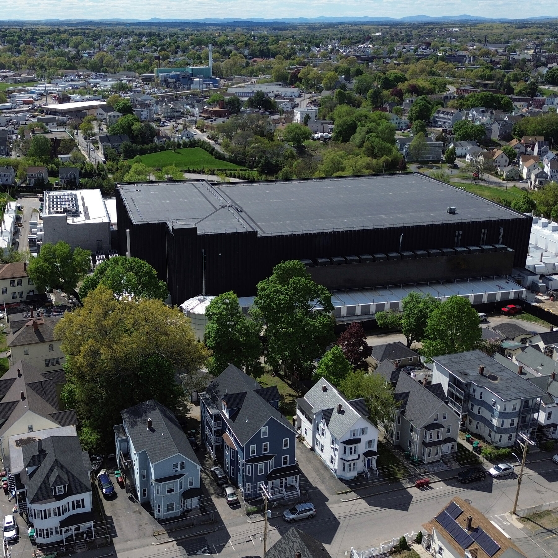 Residents Report Health and Home Issues Near AI Data Centers