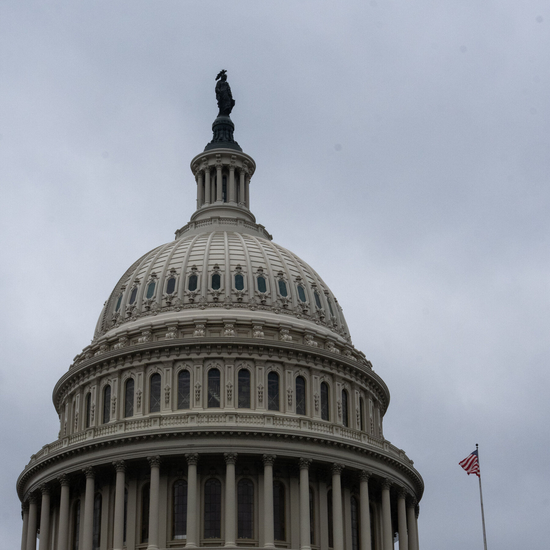 Senate Backs Measure Limiting Presidential Action in Iran